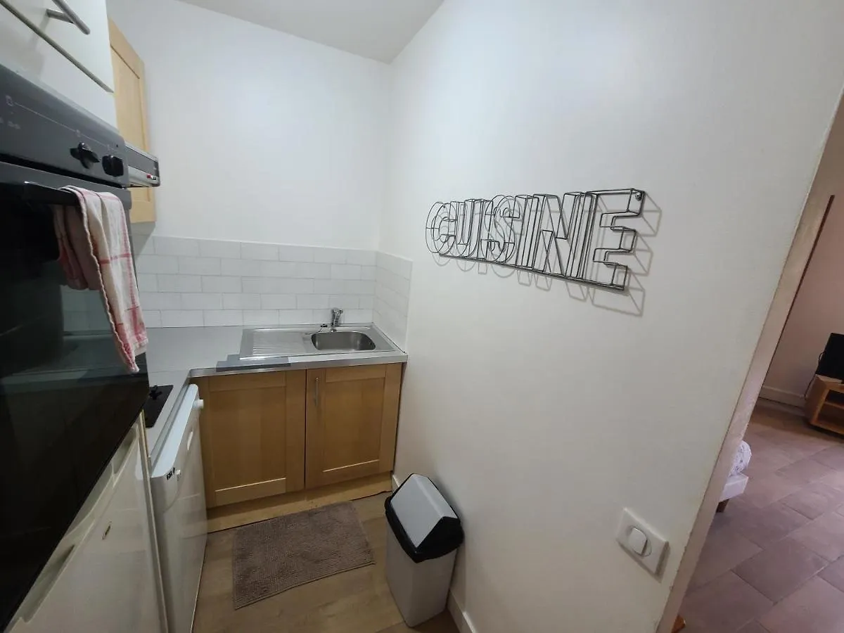 Appartement Paris Centre - St Michel 0*,